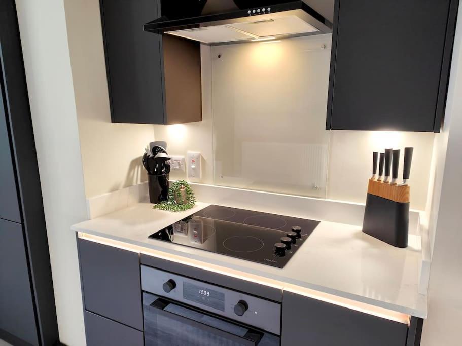 Carvetii - Anne House Room 2 - Dbl Bed First Floor En-Suite كارلايل المظهر الخارجي الصورة